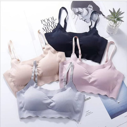 Seamless and pushup" and "beautiful back" bras.